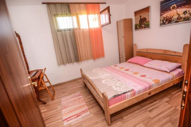 Backyard Apartment Ohrid Esterno foto
