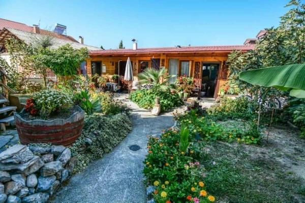 Backyard Apartment Ohrid Esterno foto
